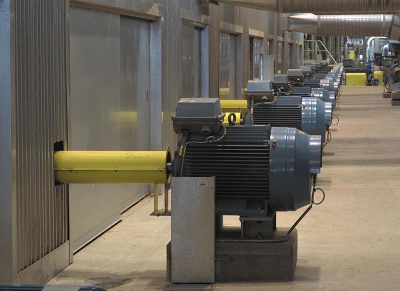 EKMO industrial ferrite motor lineup — frames 225, 250, 280, 315, 355 mm